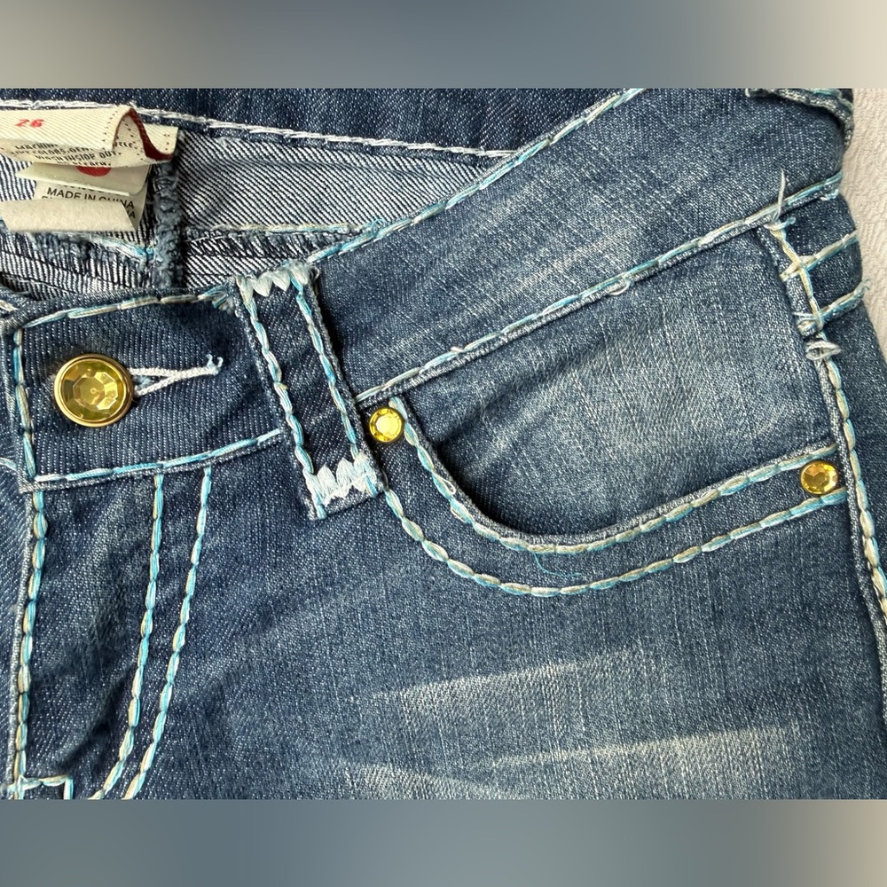 True Religion Joey Super T Low Rise Jeans Rainbow Stitch Denim Jeweled Size 26 - Picture 3 of 13